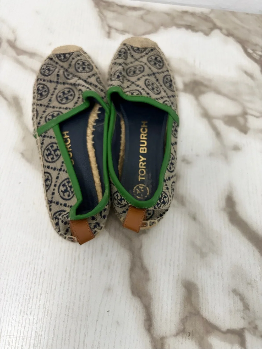 Tory Burch T Monogram Espadrille Flats Green Trim Navy Canvas Size 6.5M 5595
